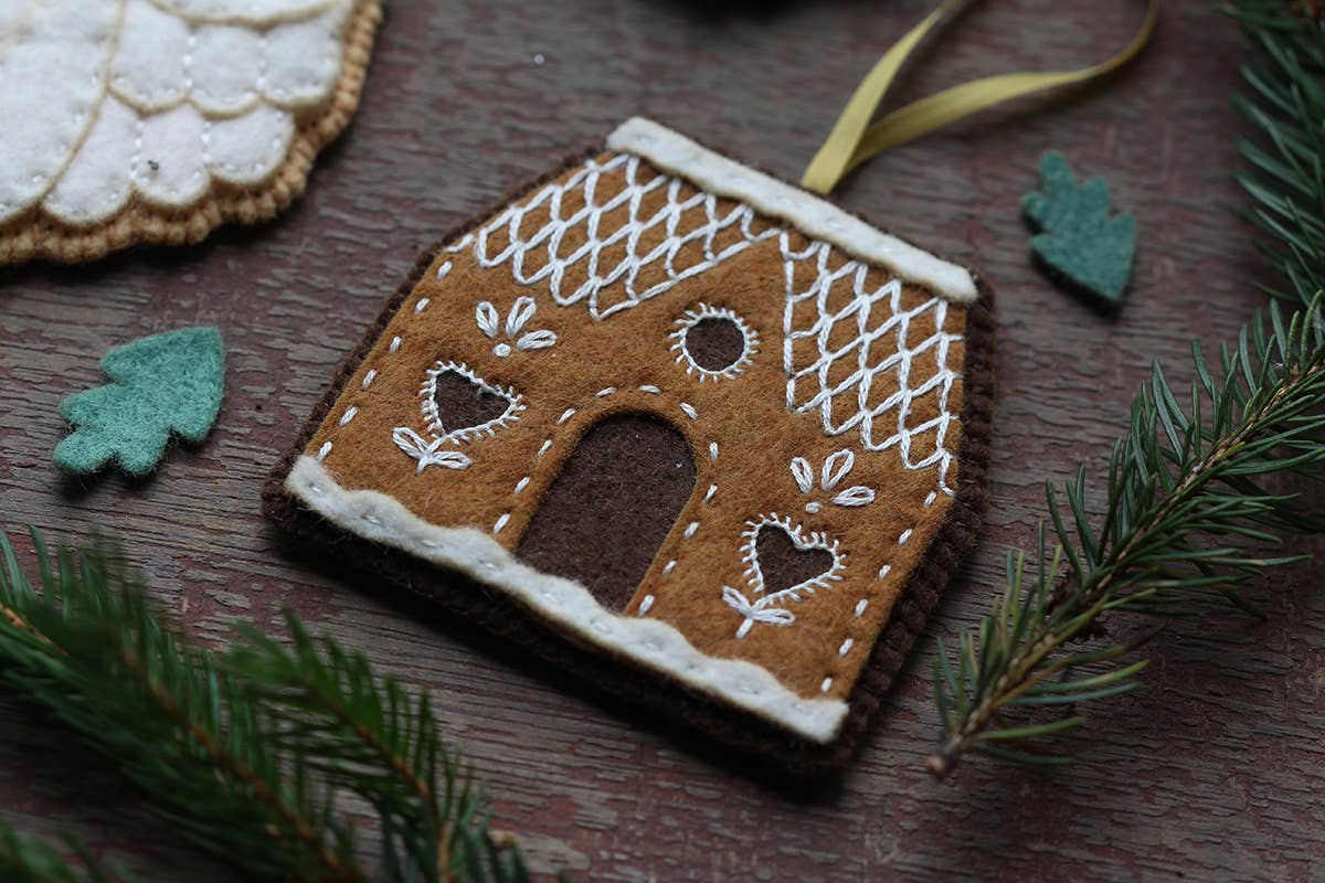 Gingerbread House - Felt Ornament Kit