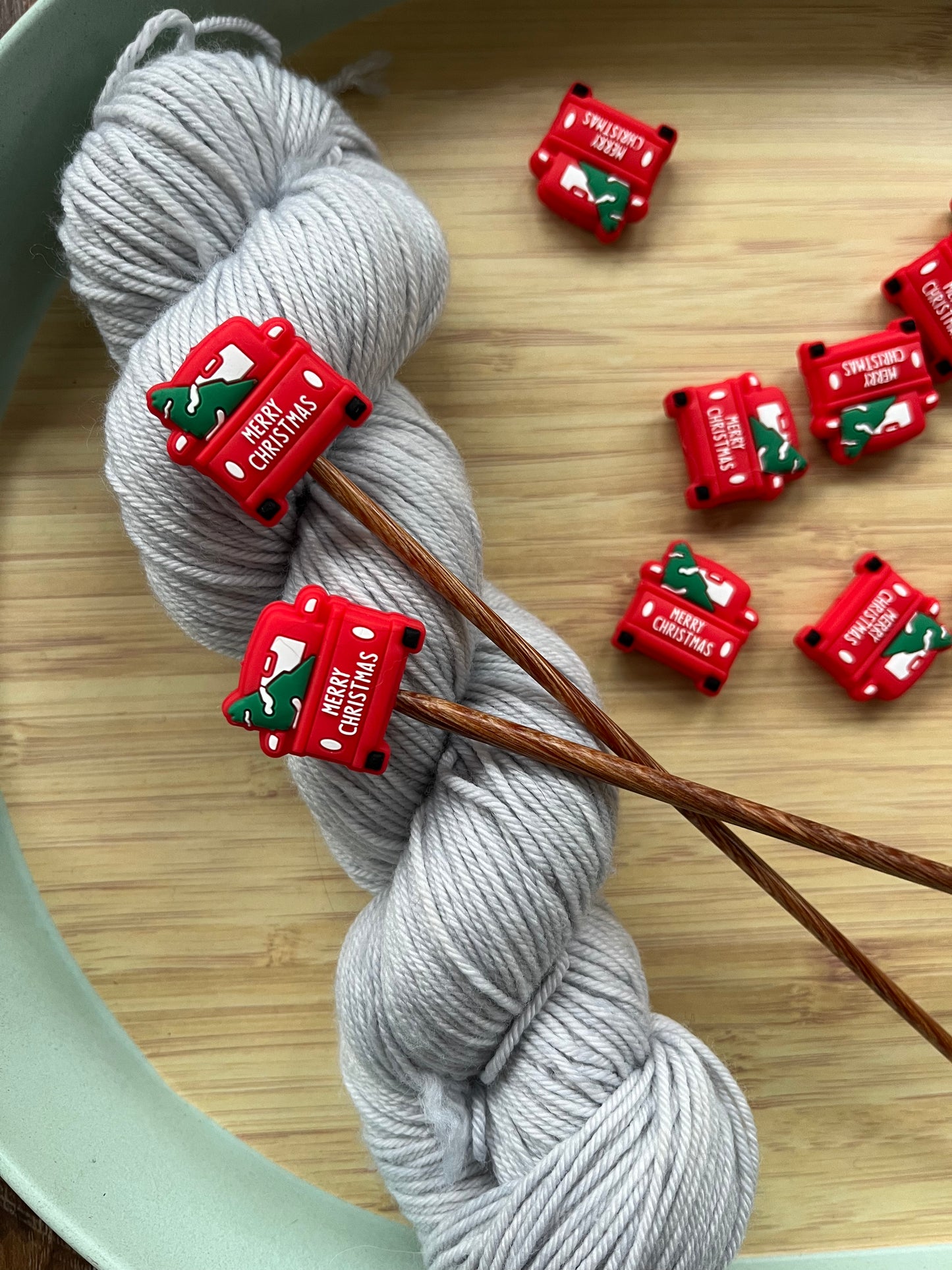 Christmas Truck- Needle Stoppers