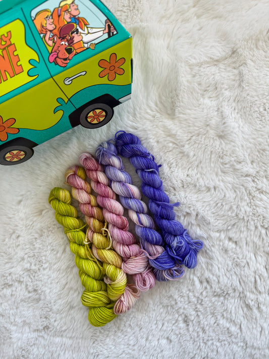 Mini skeins fade - Scooby Doo