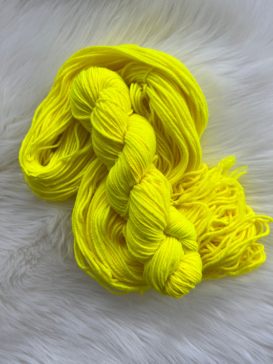 Radioactive Lemon (Yarn dyed to order) 3-4 weeks turnaround time