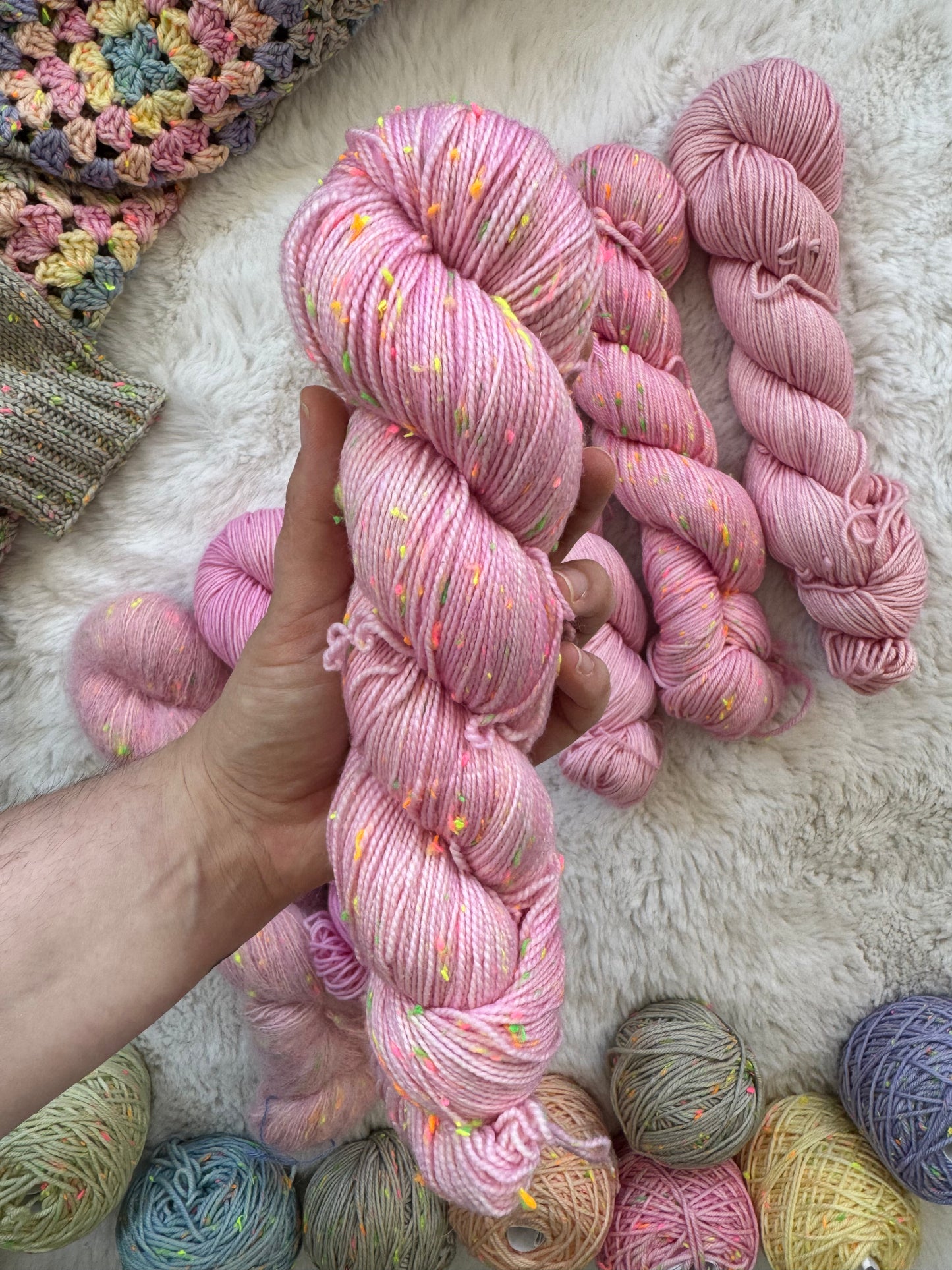 Neon Nep Fingering (SUMERWEEN ready to ship)